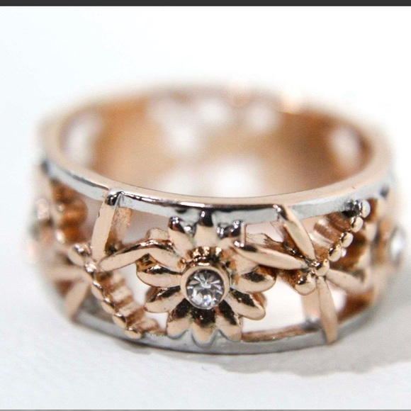 Jewelry - Dragonfly & Sunflower Ring size 7